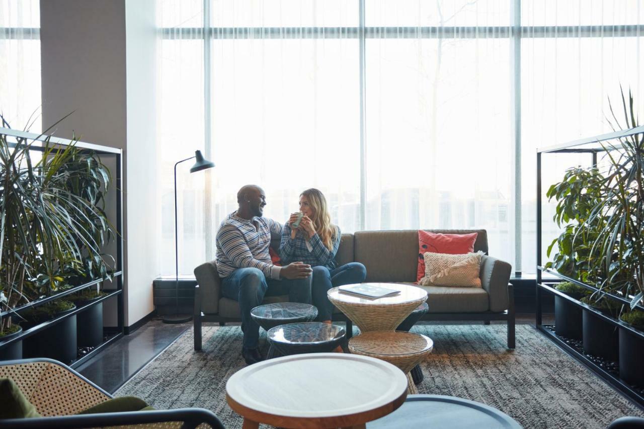 Alt Hotel Calgary East Village Zewnętrze zdjęcie