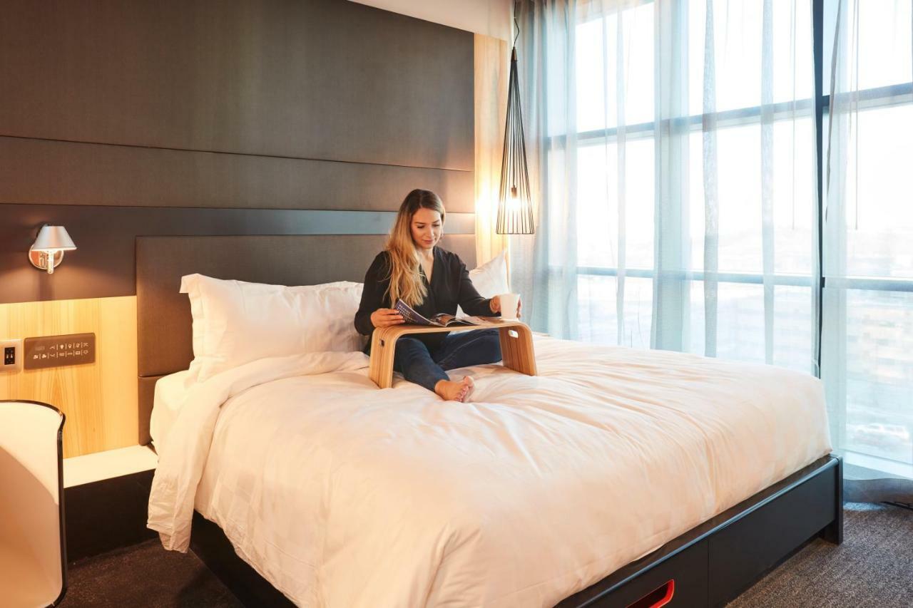 Alt Hotel Calgary East Village Zewnętrze zdjęcie