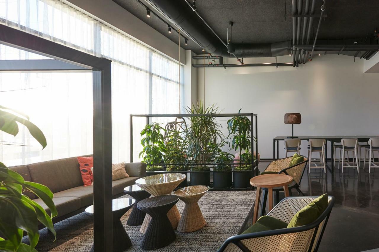 Alt Hotel Calgary East Village Zewnętrze zdjęcie
